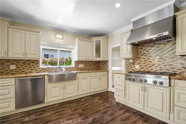 $3,199,000 | 1025 East San Jose Avenue, Burbank, CA 91501