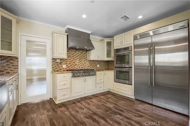 $3,199,000 | 1025 East San Jose Avenue, Burbank, CA 91501