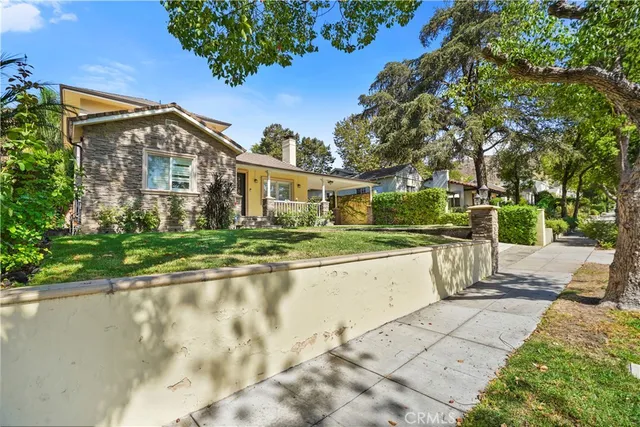 $3,199,000 | 1025 East San Jose Avenue, Burbank, CA 91501