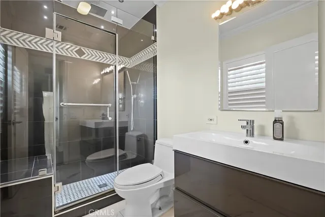 $3,199,000 | 1025 East San Jose Avenue, Burbank, CA 91501