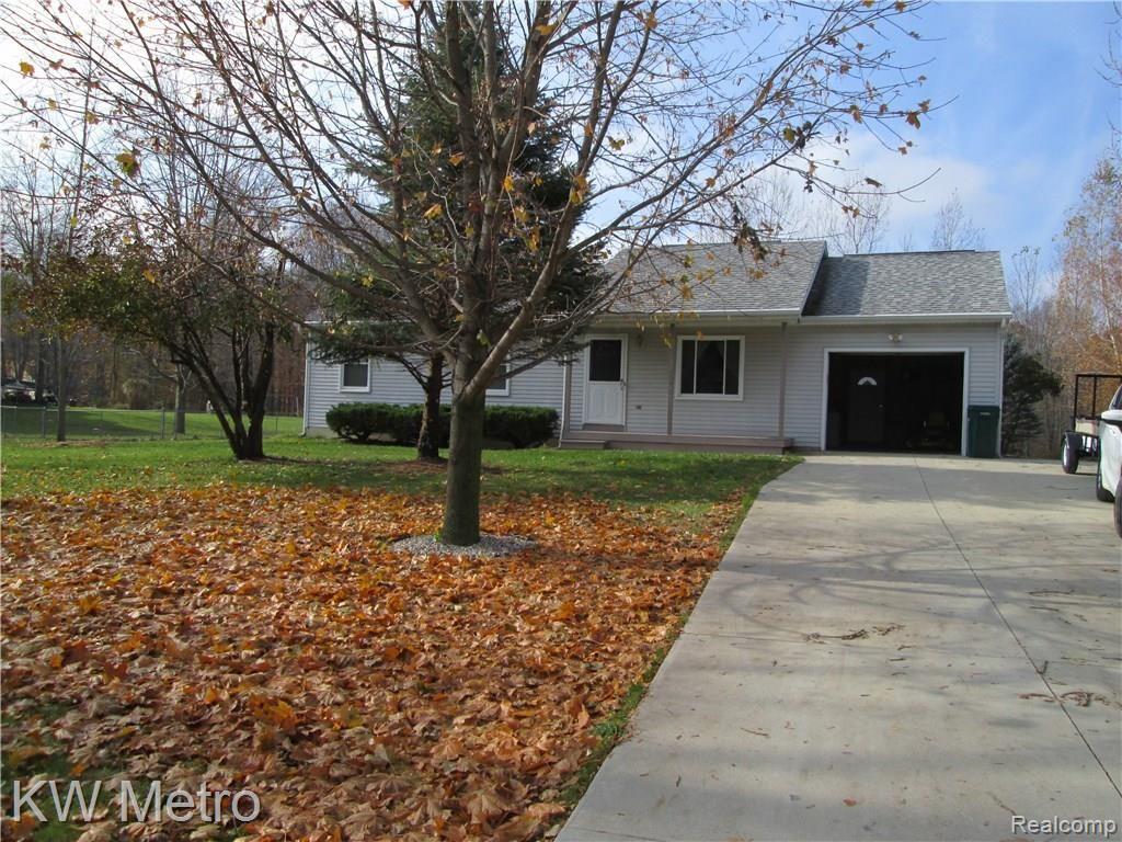 4175 Potts Road Fowlerville, MI 48836 - Photo 1 of 23 IMG_0095.JPG