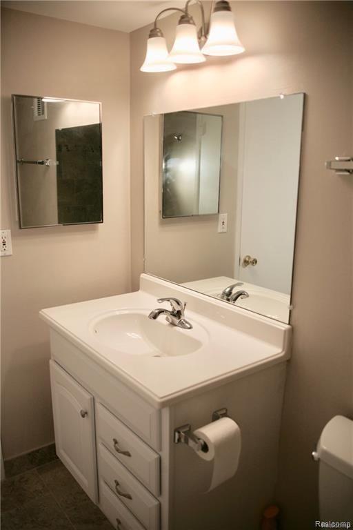 1663 Riverside Drive Rochester, MI 48309 - Photo 7 of 13