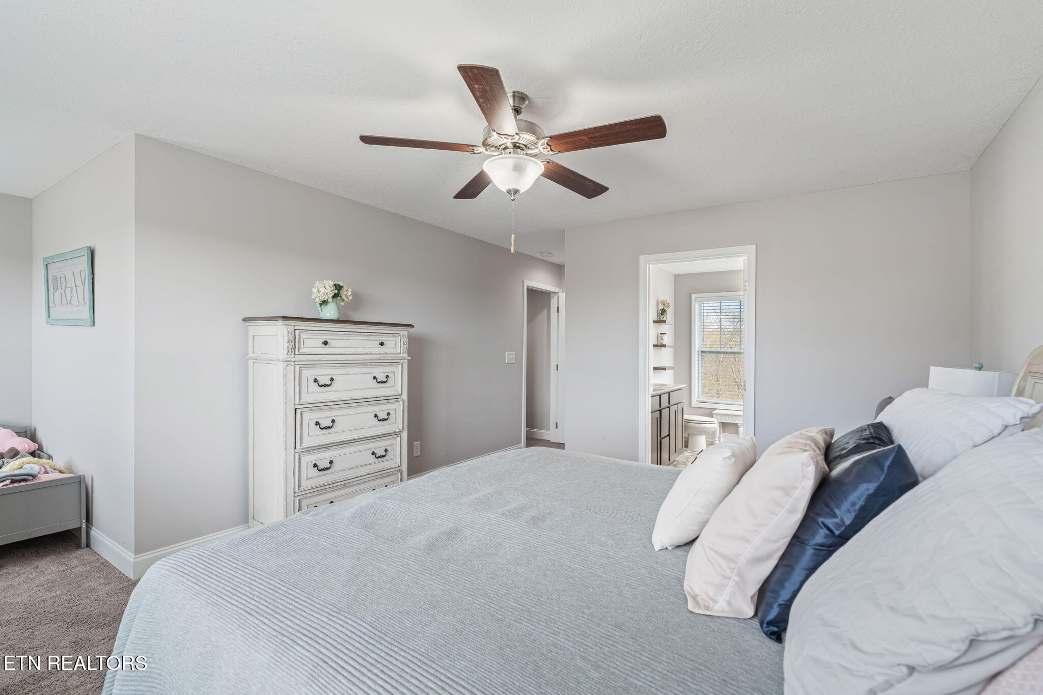 106 Juniperberry Road Oak Ridge, TN 37830 - Photo 30 of 52 Primary Bedroom