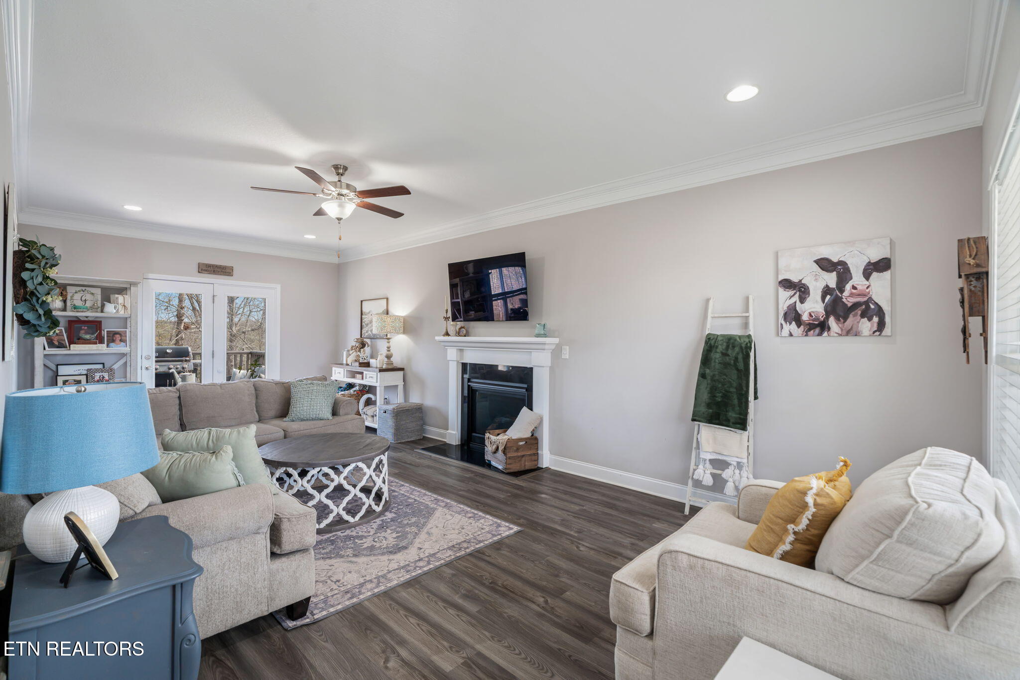 106 Juniperberry Road Oak Ridge, TN 37830 - Photo 10 of 52 Living Room