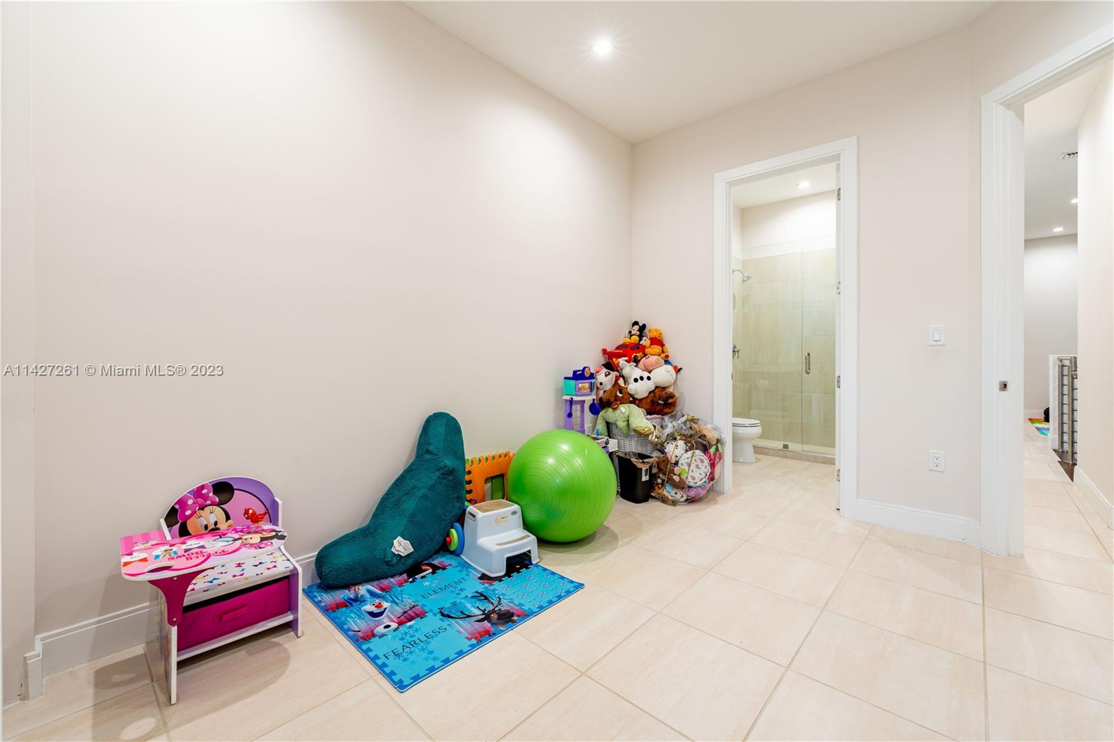 8210 Northwest 46th Street Doral, FL 33166 - Photo 38 of 59