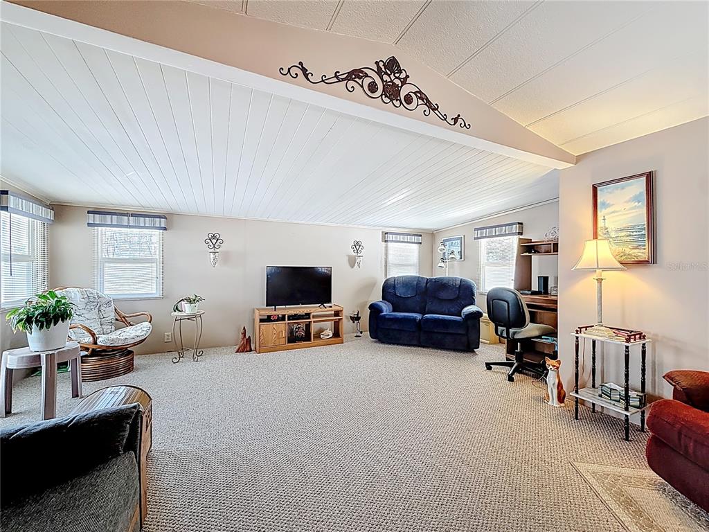 1040 Main Street, Unit 162 Dunedin, FL 34698 - Photo 5 of 23