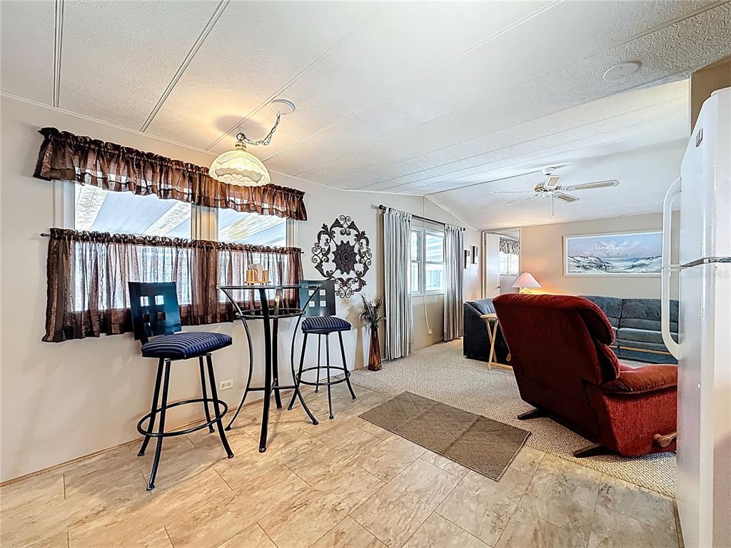 1040 Main Street, Unit 162 Dunedin, FL 34698 - Photo 6 of 23