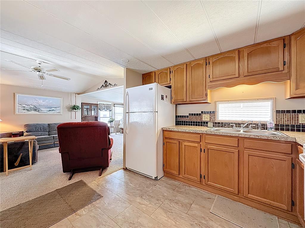 1040 Main Street, Unit 162 Dunedin, FL 34698 - Photo 10 of 23