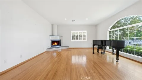 $2,988,000 | 317 South Canon Drive, Beverly Hills, CA 90212