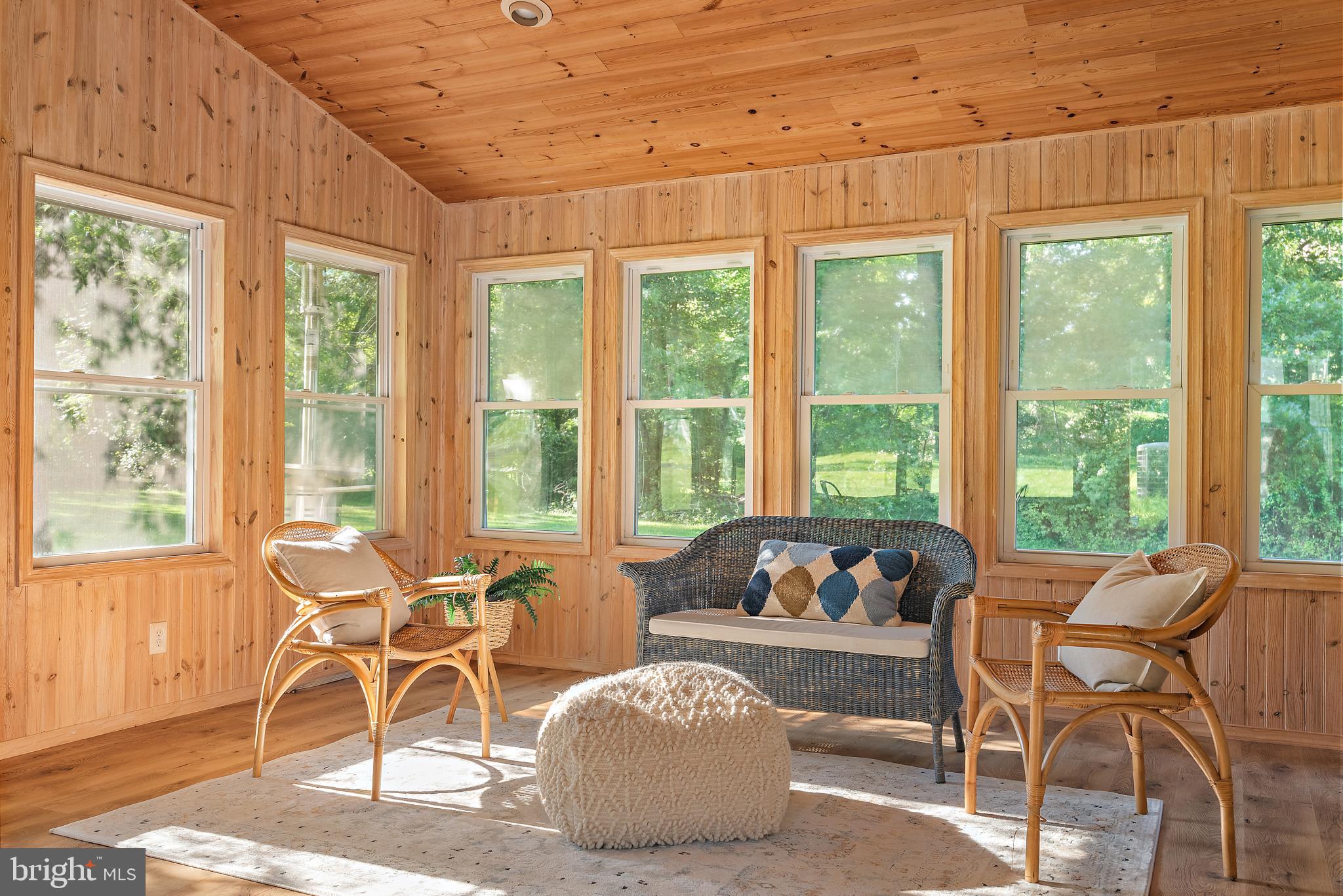 3514 Williamsburg Road Davidsonville, MD 21035 - Photo 14 of 50 a living room with furniture and a large window