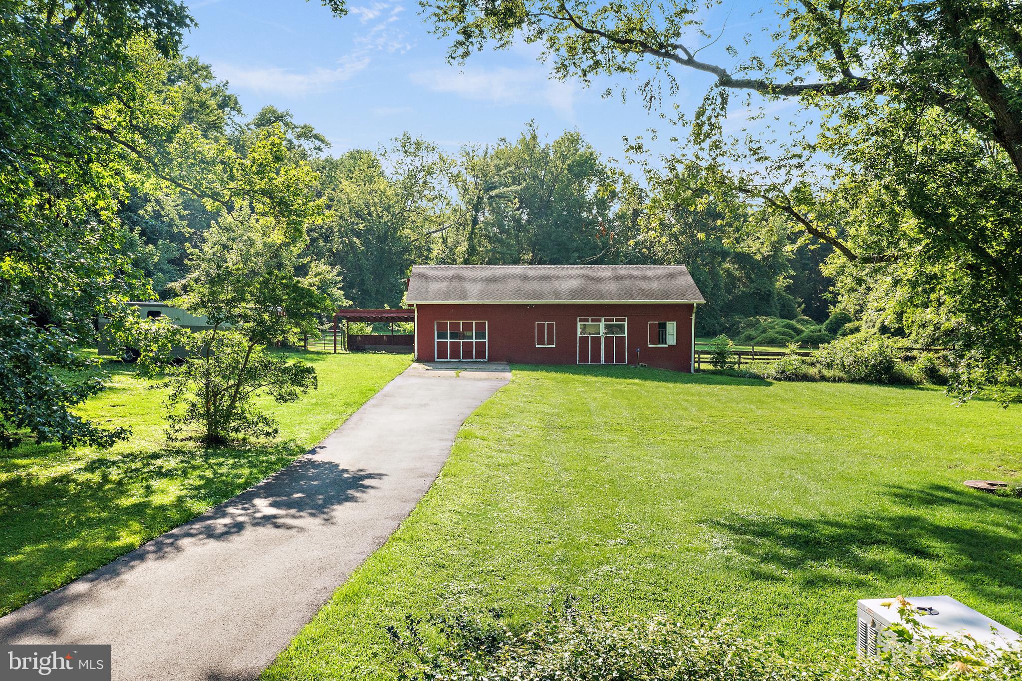 3514 Williamsburg Road Davidsonville, MD 21035 - Photo 34 of 50 a view of a house with a yard