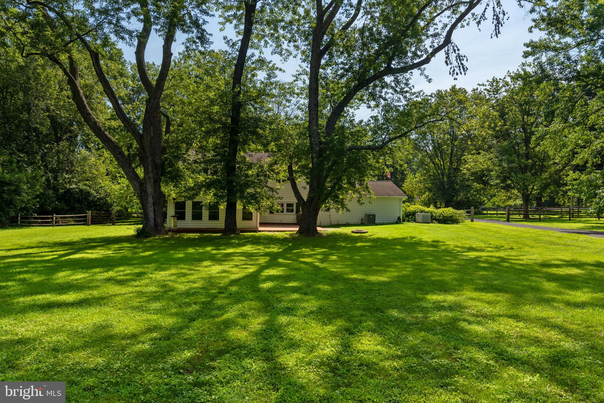 3514 Williamsburg Road Davidsonville, MD 21035 - Photo 44 of 50 a view of outdoor space with deck and trees