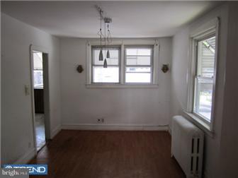 500 Littlecroft Road Upper Darby, PA 19082 - Photo 3 of 9 Dining Room