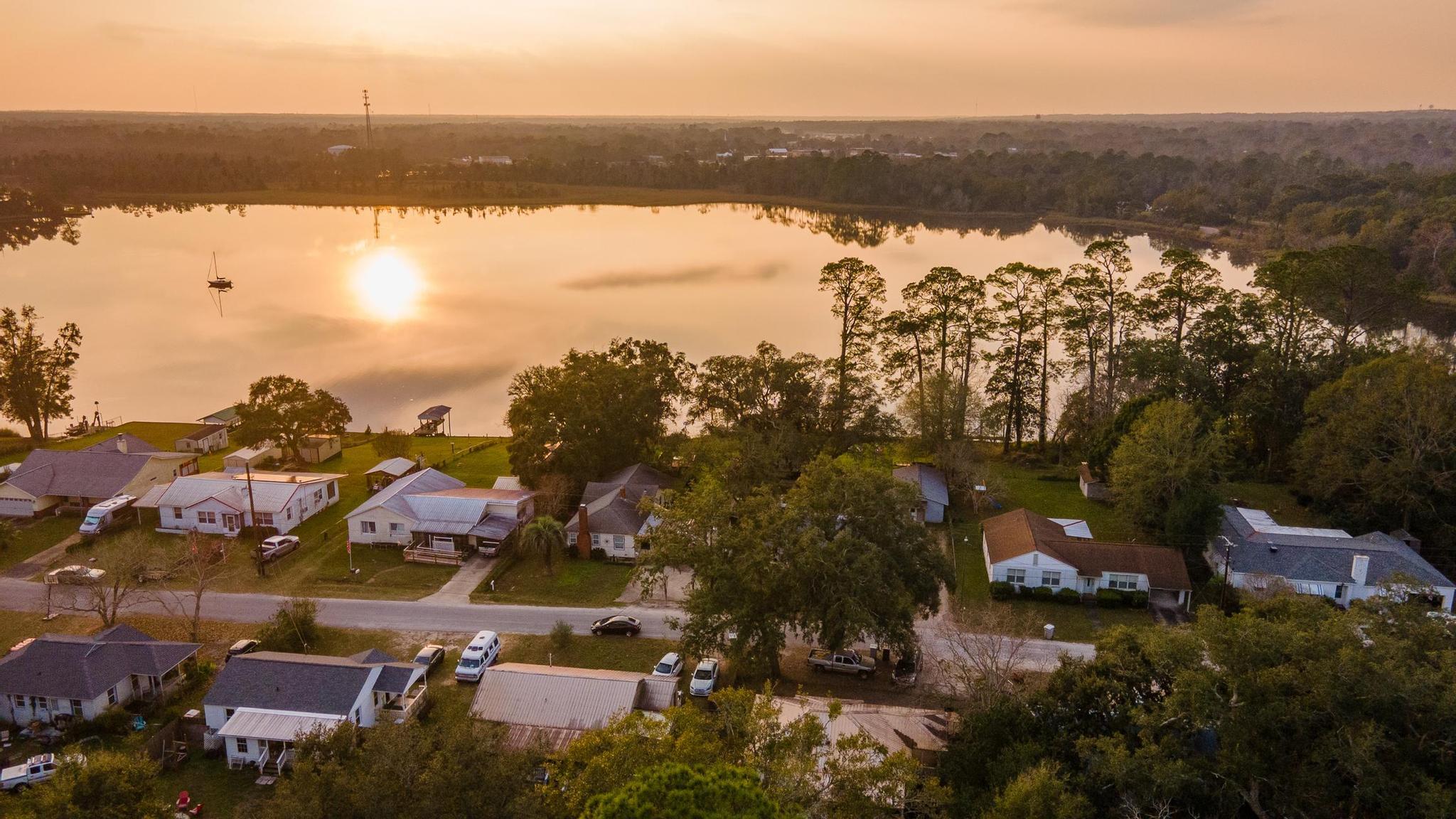 5229 Nimitz Road Milton, FL 32583 - Photo 42 of 68 DJI_0545