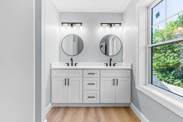 $569,000 | 7 Parsonage Road, Unit 4, North Yarmouth, ME 04097