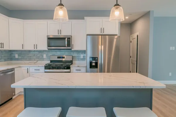 $569,000 | 7 Parsonage Road, Unit 4, North Yarmouth, ME 04097