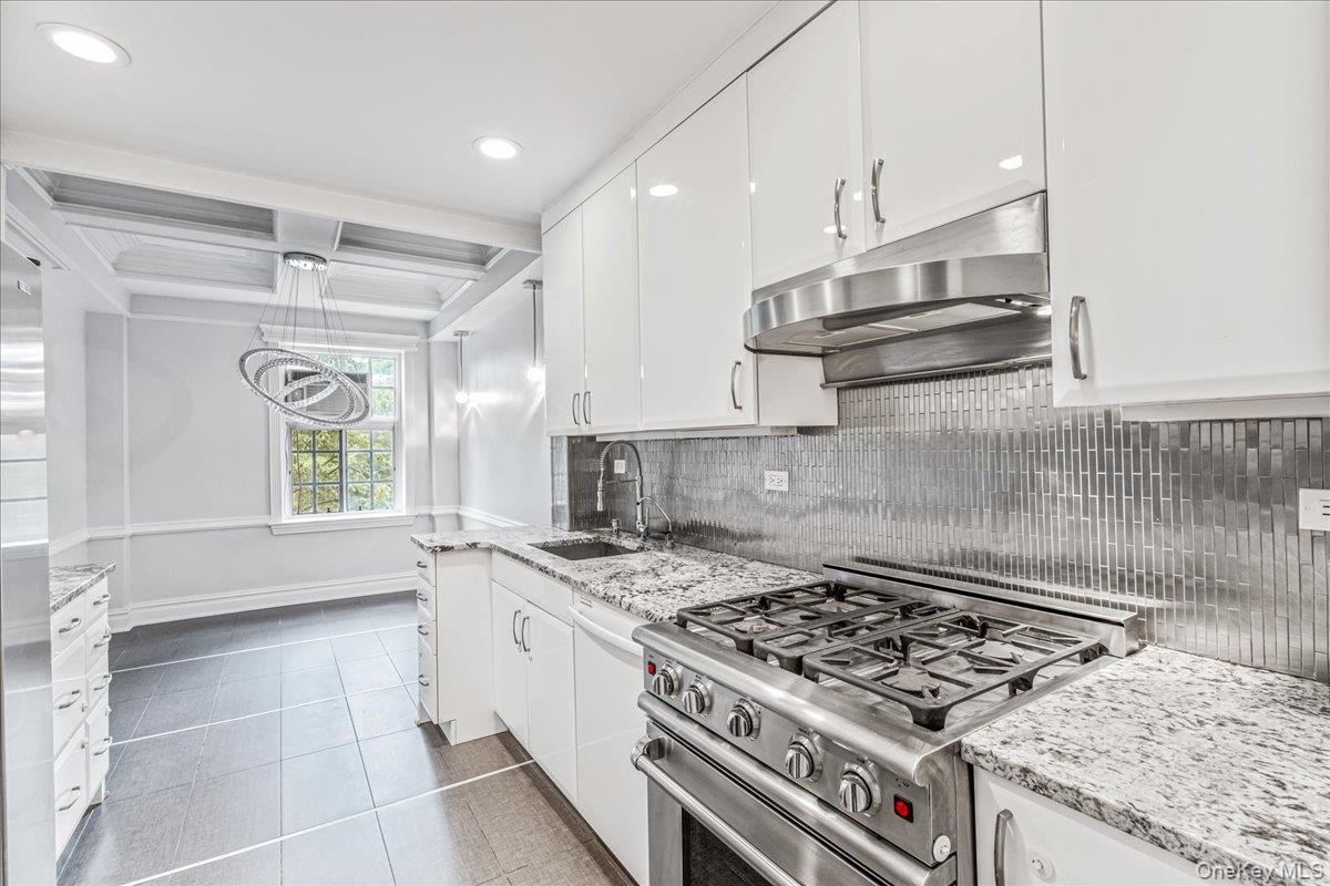 160 Middle Neck Road, Unit 5A Great Neck, NY 11021 - Photo 11 of 27