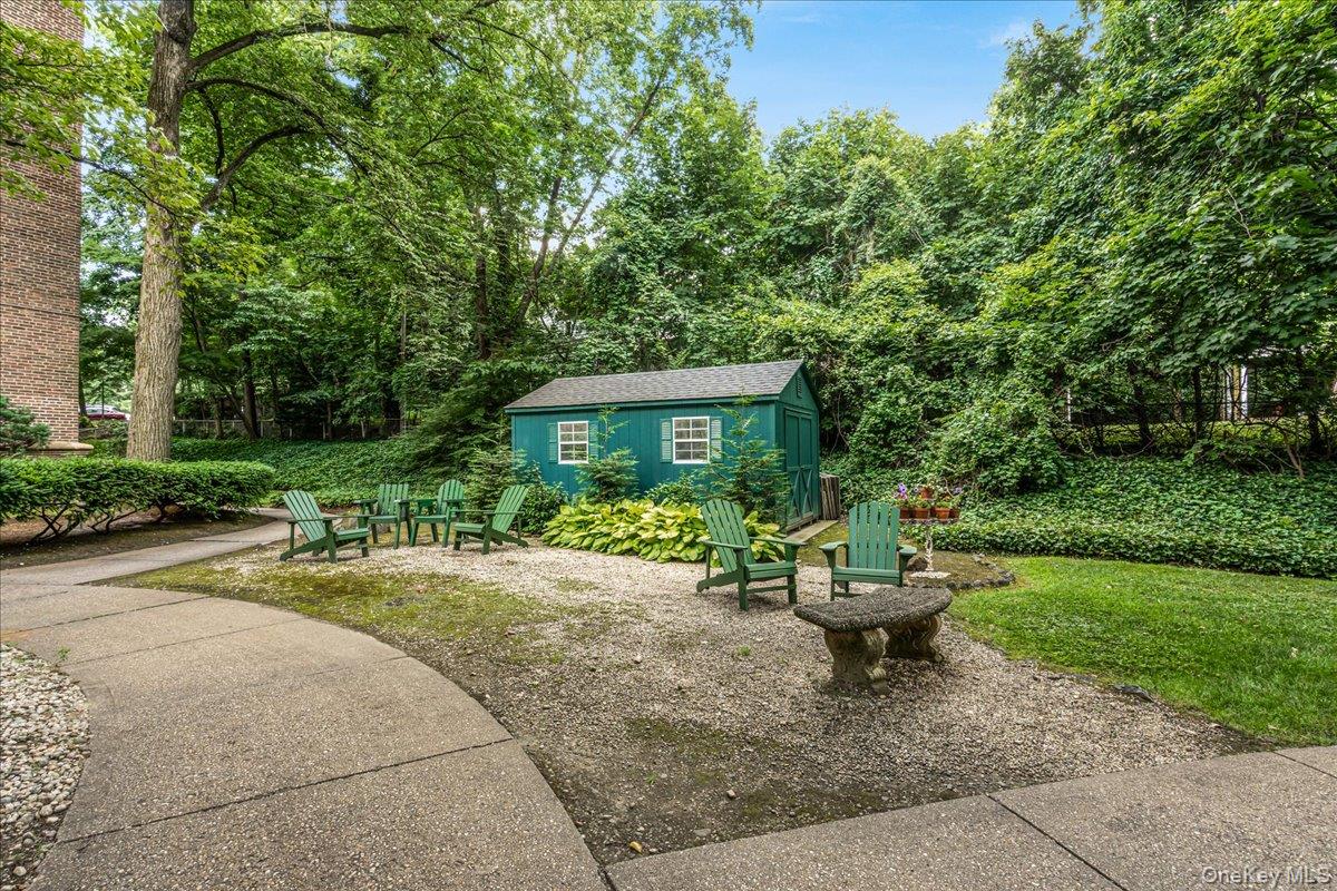 160 Middle Neck Road, Unit 5A Great Neck, NY 11021 - Photo 25 of 27