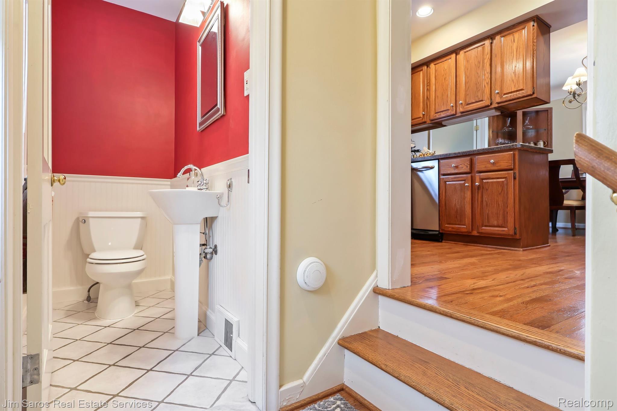 1234 Hampton Road Grosse Pointe, MI 48236 - Photo 13 of 24 Gallery Image 13