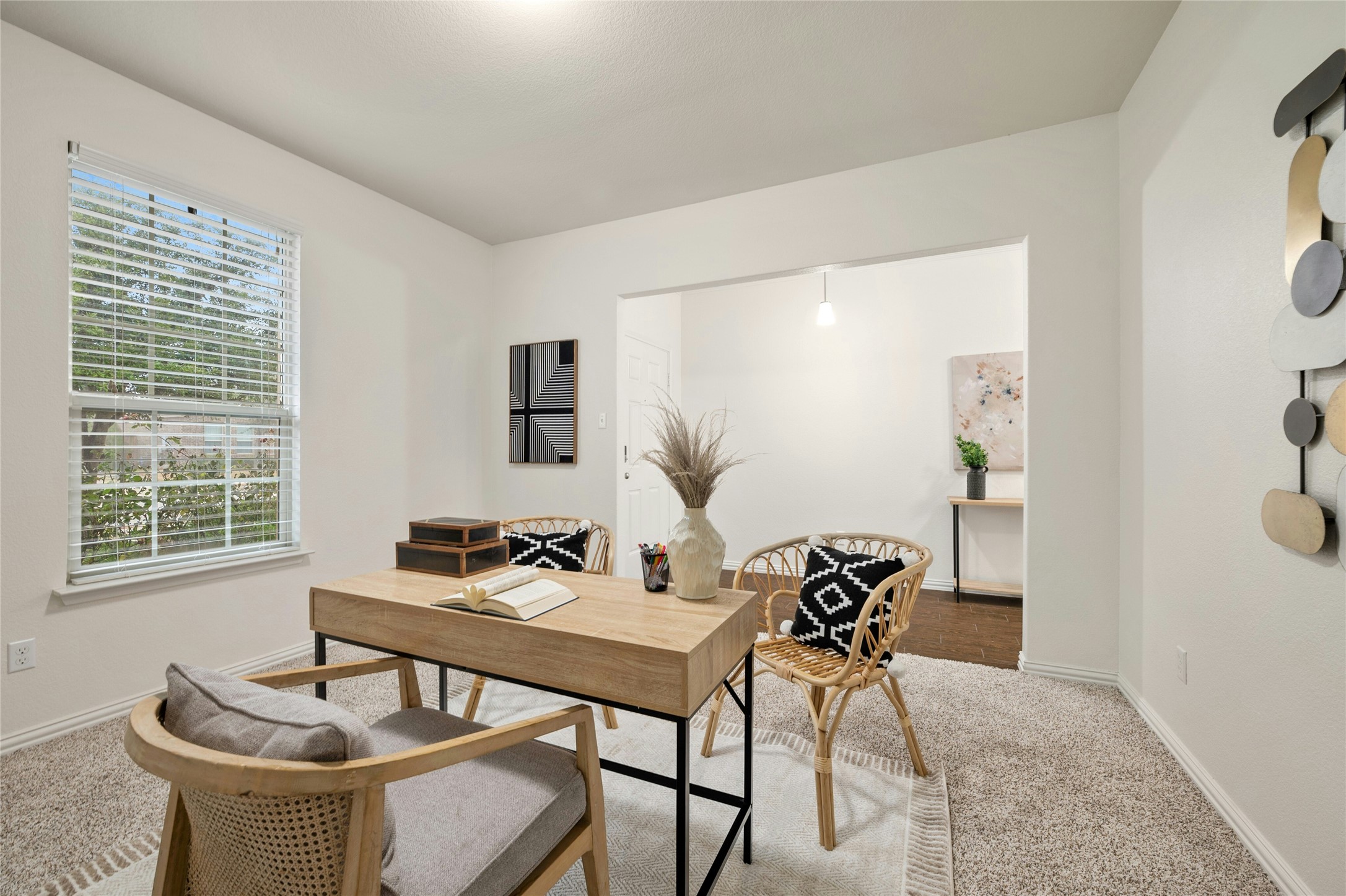 21005 Isle Of Glass Street Pflugerville, TX 78660 - Photo 5 of 36