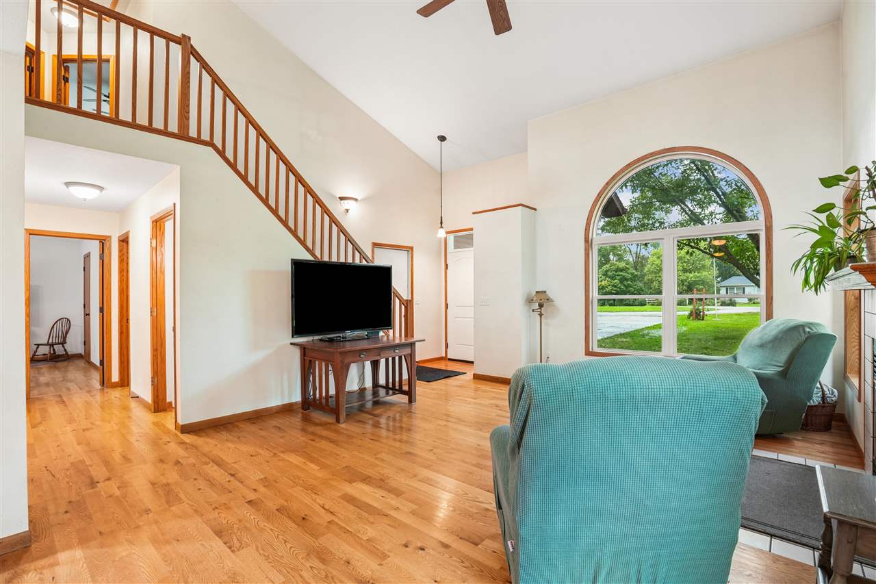 3945 South Spring Street Northeast Solon, IA 52333 - Photo 39 of 44 Gallery Image 39