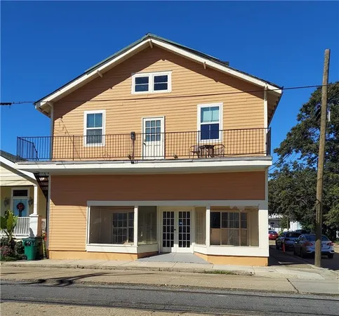 $1,500 | 601 4th Street, Unit D, Gretna, LA 70053