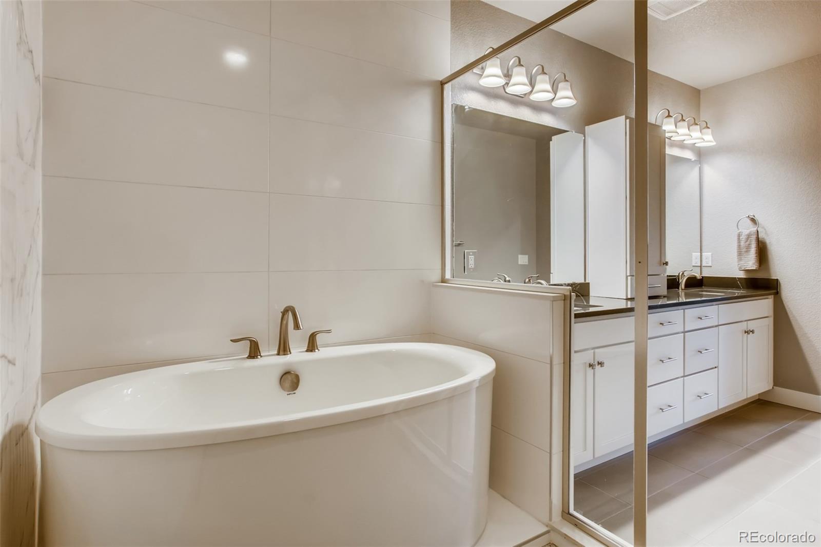 1364 Vine Street Denver, CO 80206 - Photo 16 of 26