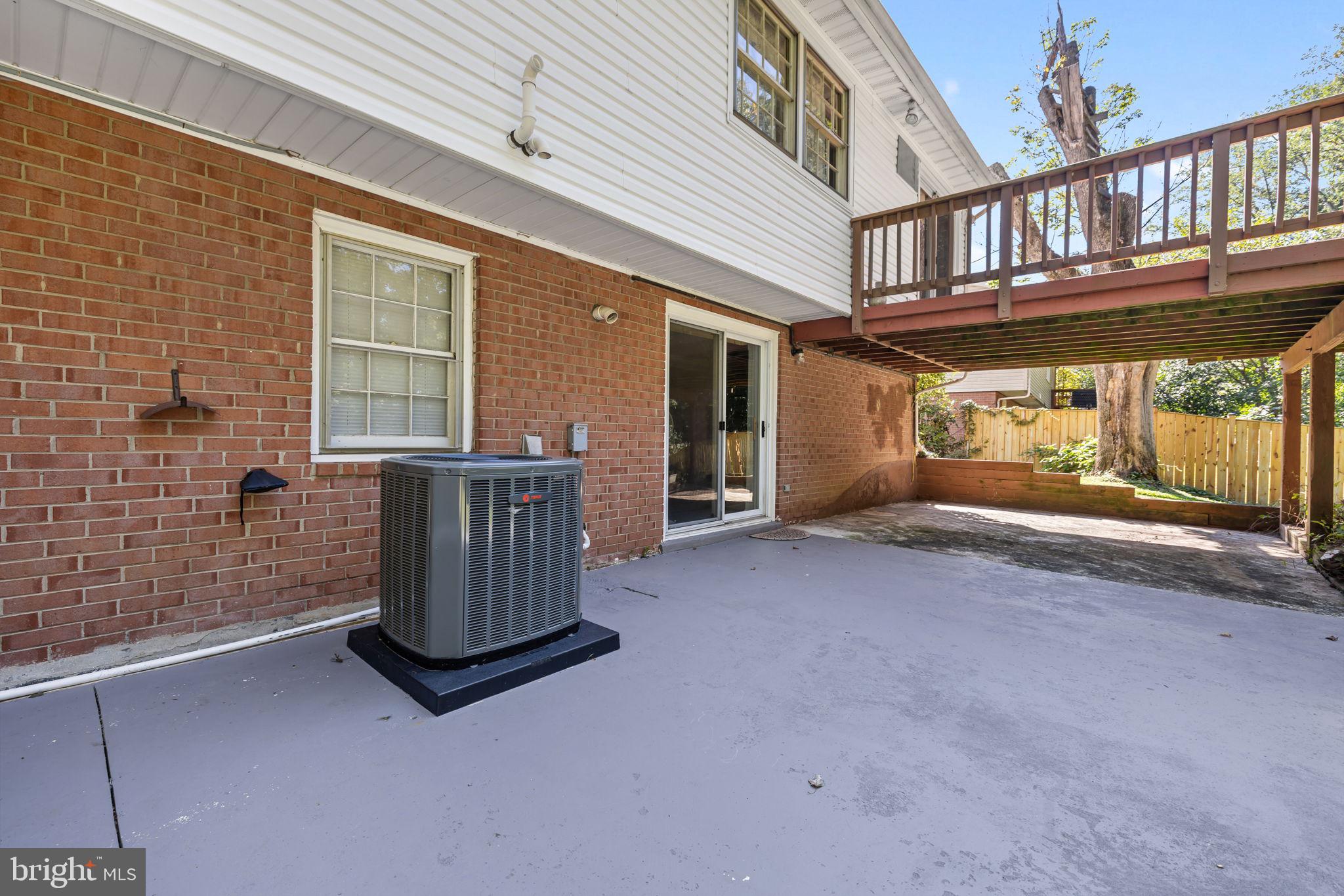 13532 Delaney Road Woodbridge, VA 22193 - Photo 26 of 30 Large Patio for Entertaining