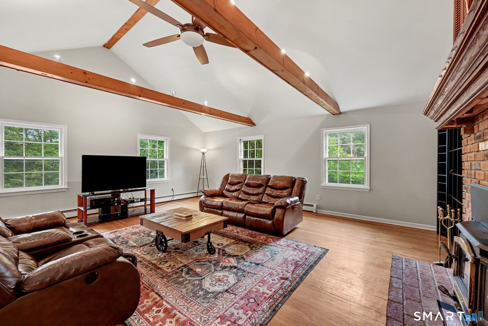 567 Danbury Road Wilton, CT 06897 - Photo 12 of 32