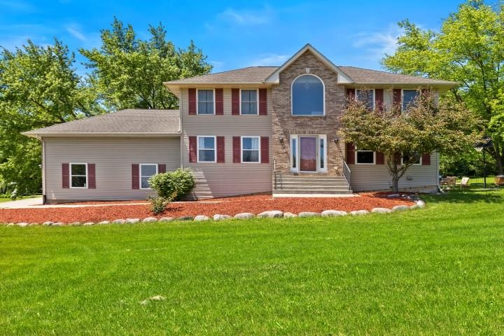 2081 Lake Summerset Road Davis, IL 61019 - Photo 1 of 34 Gallery Image 1