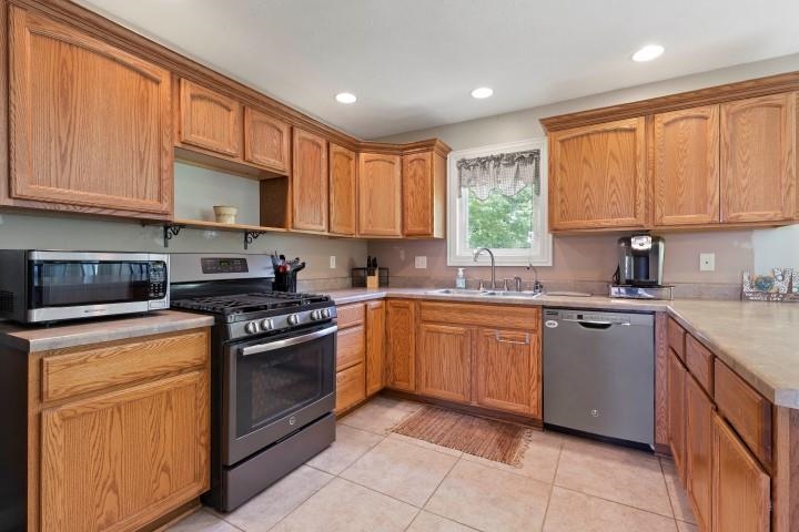 2081 Lake Summerset Road Davis, IL 61019 - Photo 7 of 34 Gallery Image 7