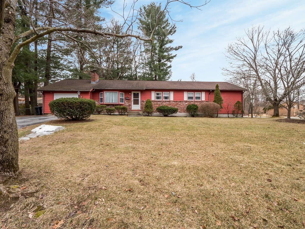 10 Chatham Road Chelmsford, MA 01824 - Photo 1 of 37 Gallery Image 1
