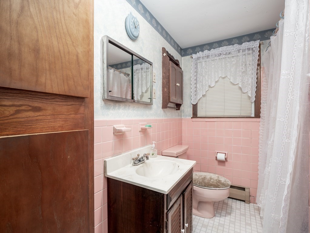 10 Chatham Road Chelmsford, MA 01824 - Photo 27 of 37 Gallery Image 27