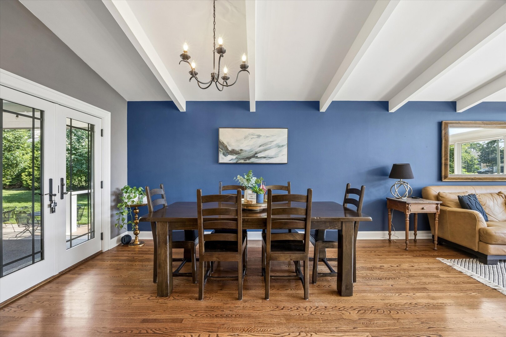 1525 West Wiesbrook Road Wheaton, IL 60189 - Photo 10 of 40 Gallery Image 10
