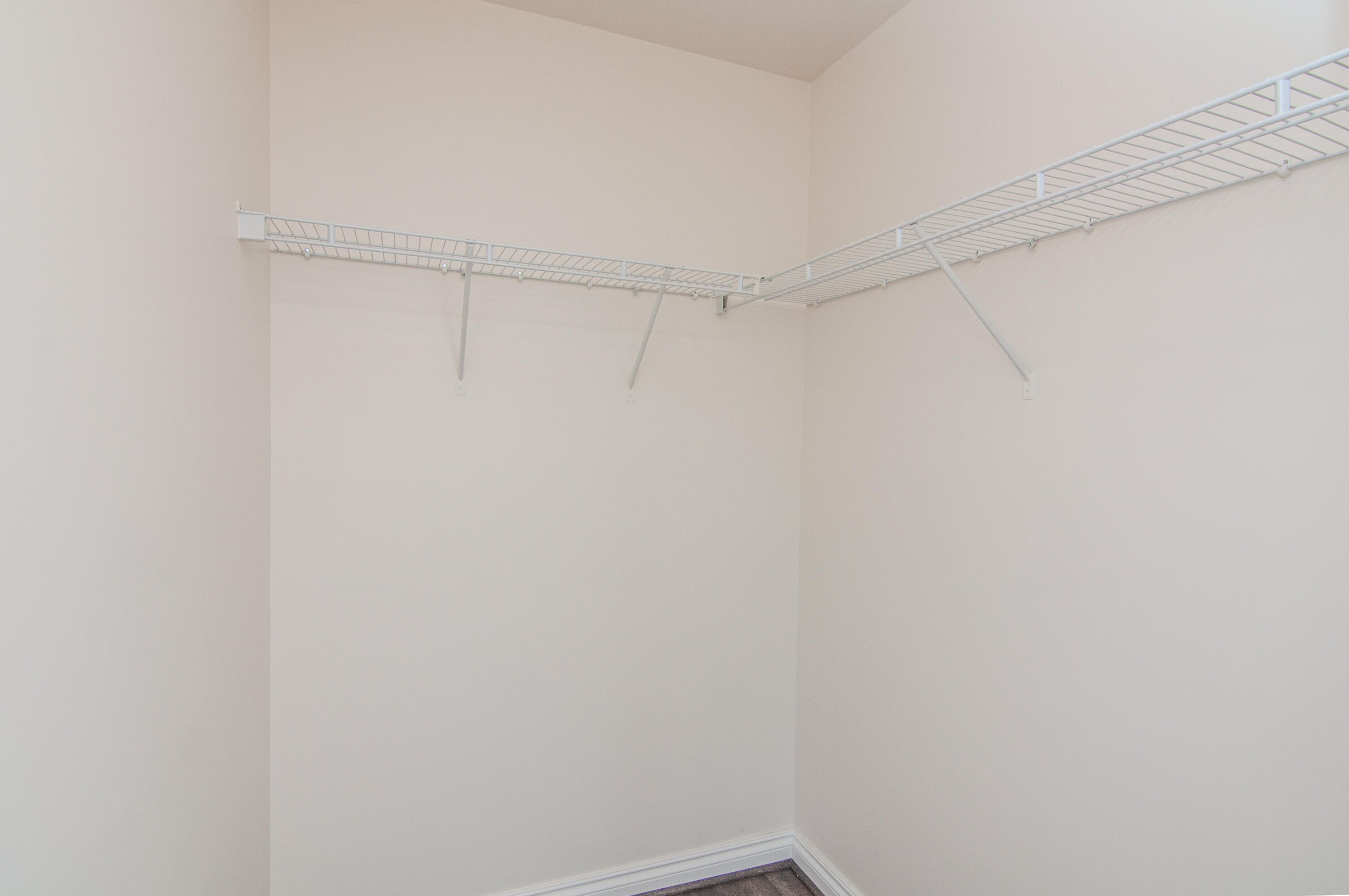 45587 North Stonewood Road Canton, MI 48187 - Photo 44 of 62 044