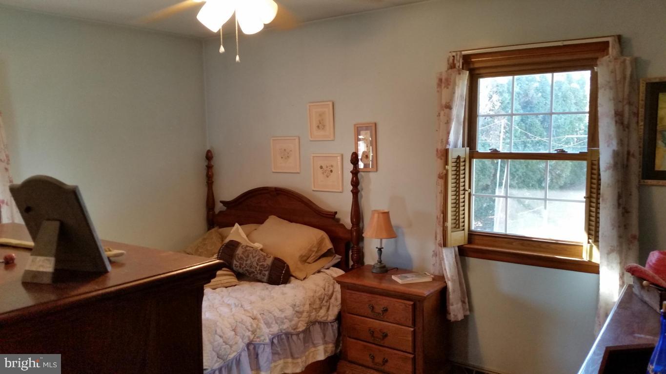 64 Quaker Hills Road Lancaster, PA 17603 - Photo 16 of 19 Gallery Image 16