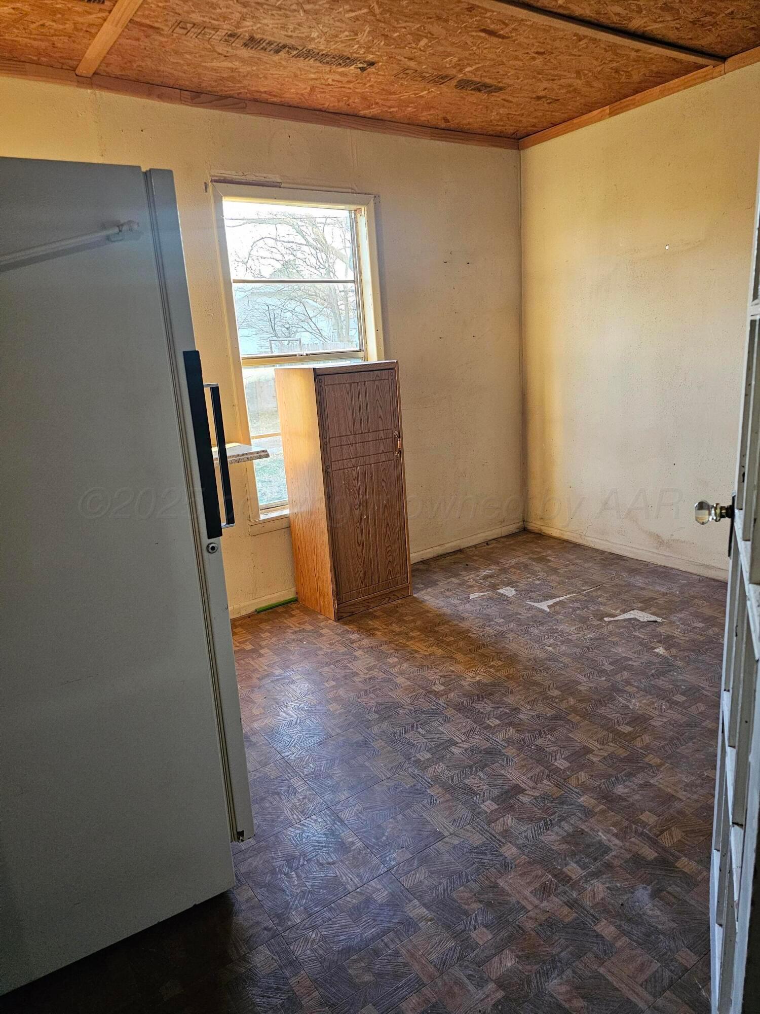 1415 Backus Street Paducah, TX 79248 - Photo 12 of 29 20250203_174926