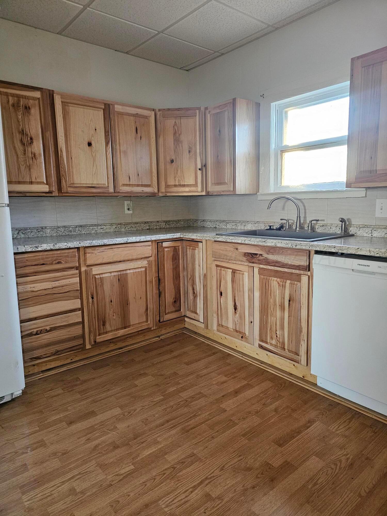 1415 Backus Street Paducah, TX 79248 - Photo 8 of 29 20250203_174738