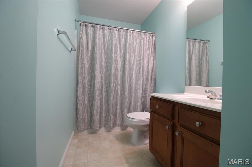 4719 Rutledge Way Drive St. Louis, MO 63129 - Photo 18 of 18 Gallery Image 18