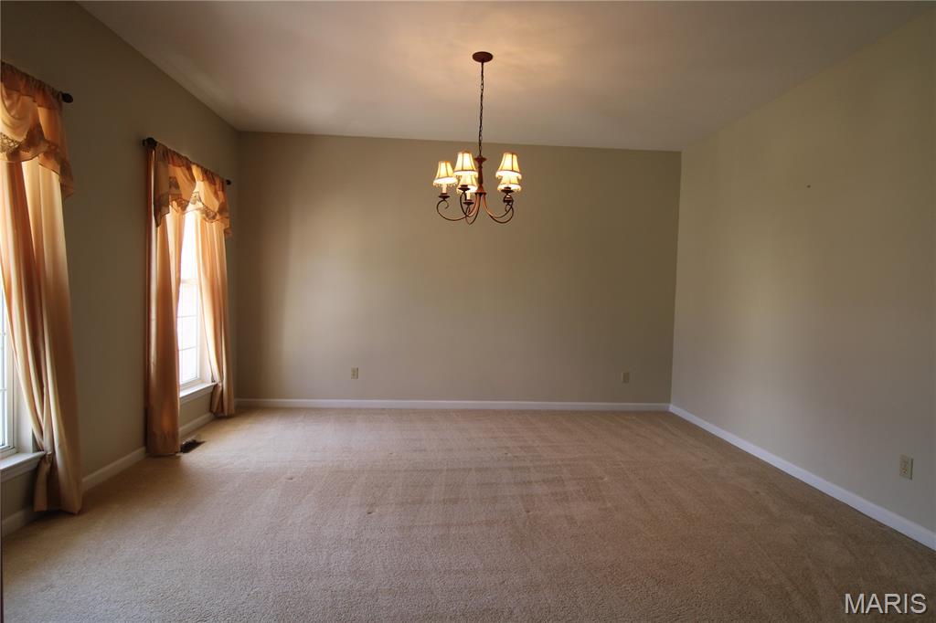 4719 Rutledge Way Drive St. Louis, MO 63129 - Photo 6 of 18 Gallery Image 6