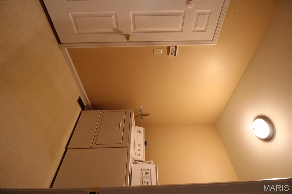 4719 Rutledge Way Drive St. Louis, MO 63129 - Photo 9 of 18 Gallery Image 9