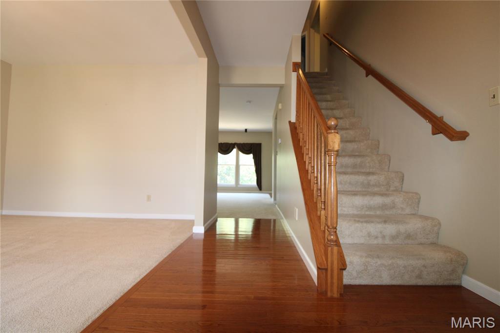 4719 Rutledge Way Drive St. Louis, MO 63129 - Photo 10 of 18 Gallery Image 10
