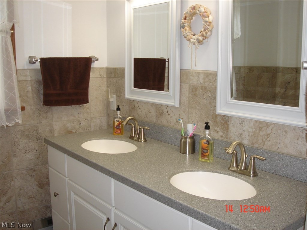 9679 Struthers Road New Middletown, OH 44442 - Photo 17 of 25 Gallery Image 17