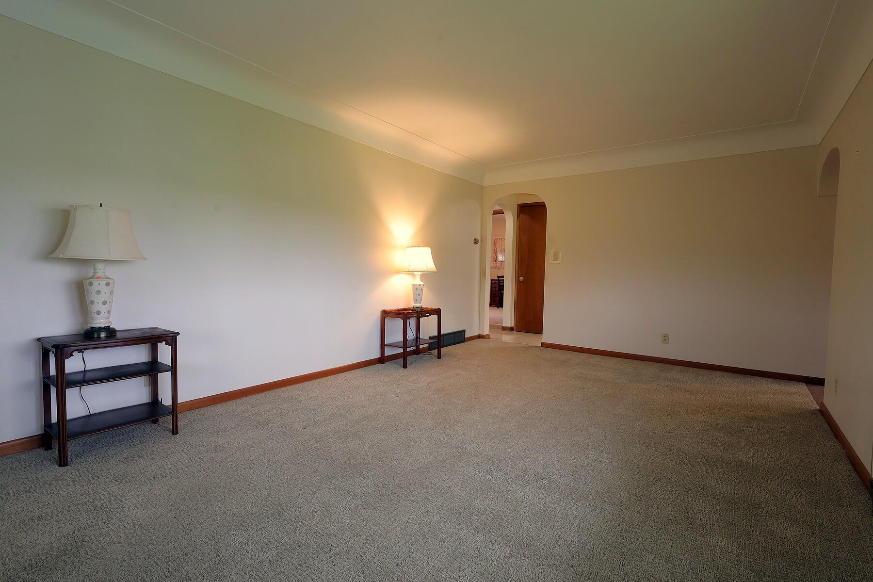6740 Austin Road Saline, MI 48176 - Photo 12 of 37 6740 Austin (23)