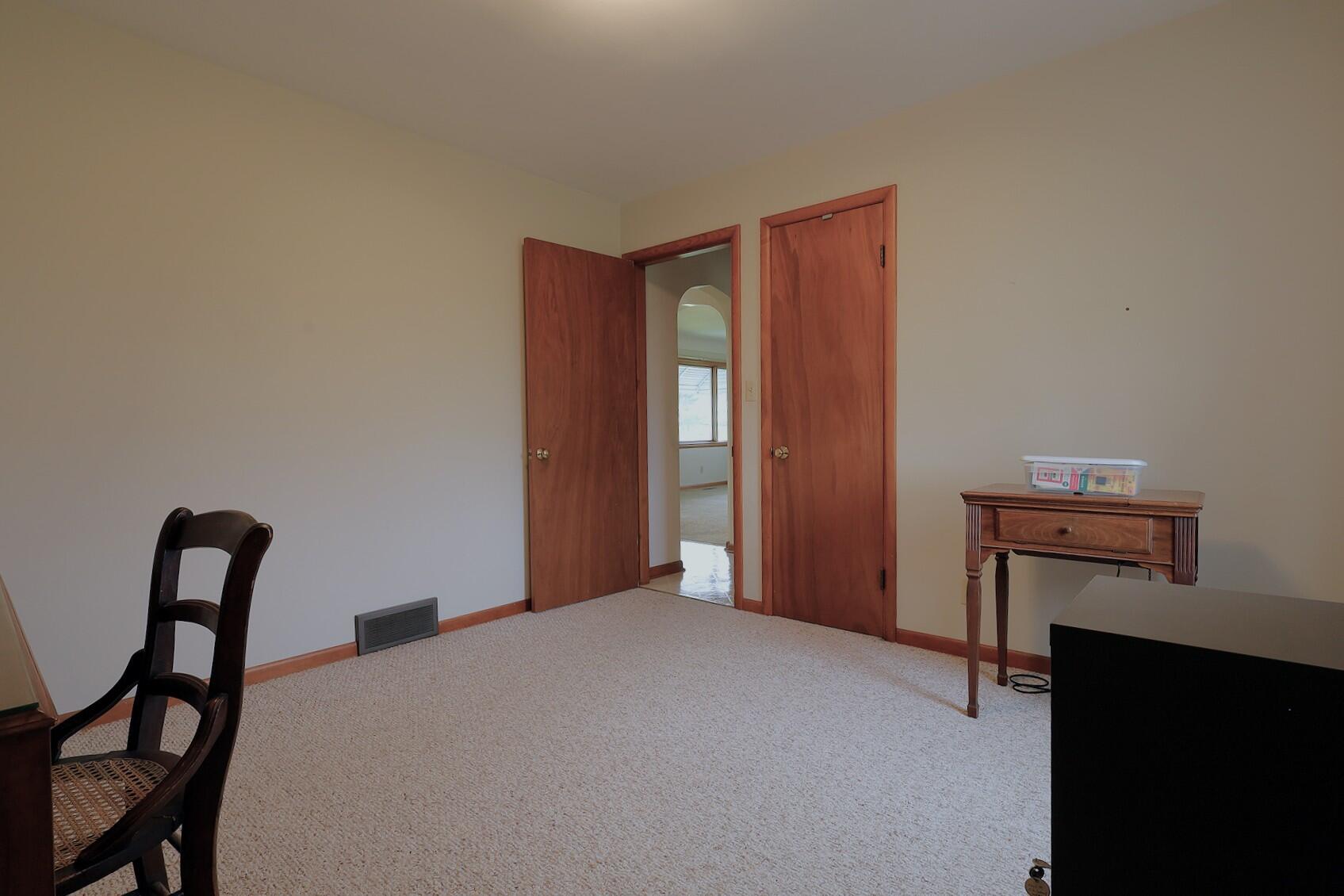 6740 Austin Road Saline, MI 48176 - Photo 20 of 37 6740 Austin (31)