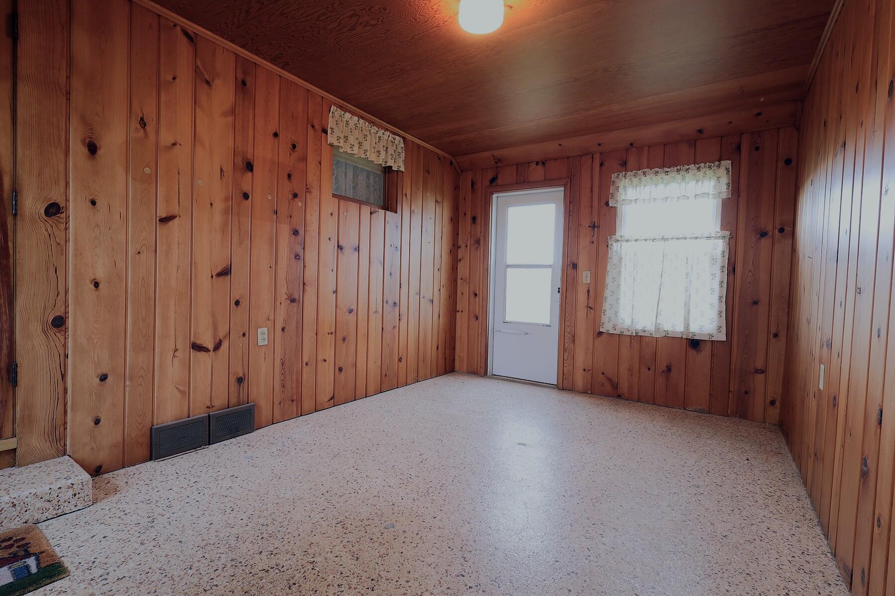 6740 Austin Road Saline, MI 48176 - Photo 29 of 37 6740 Austin (42)