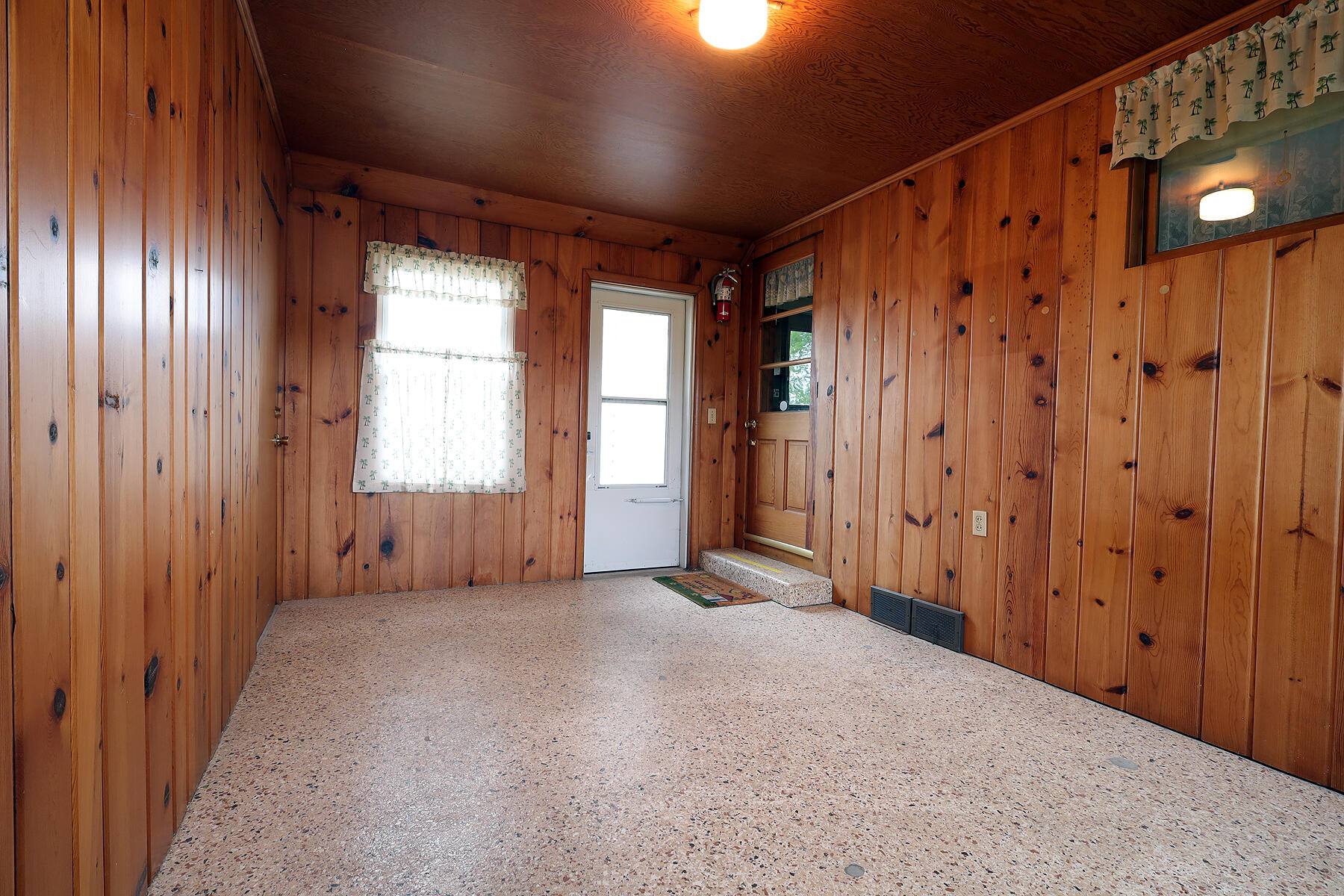 6740 Austin Road Saline, MI 48176 - Photo 30 of 37 6740 Austin (43)