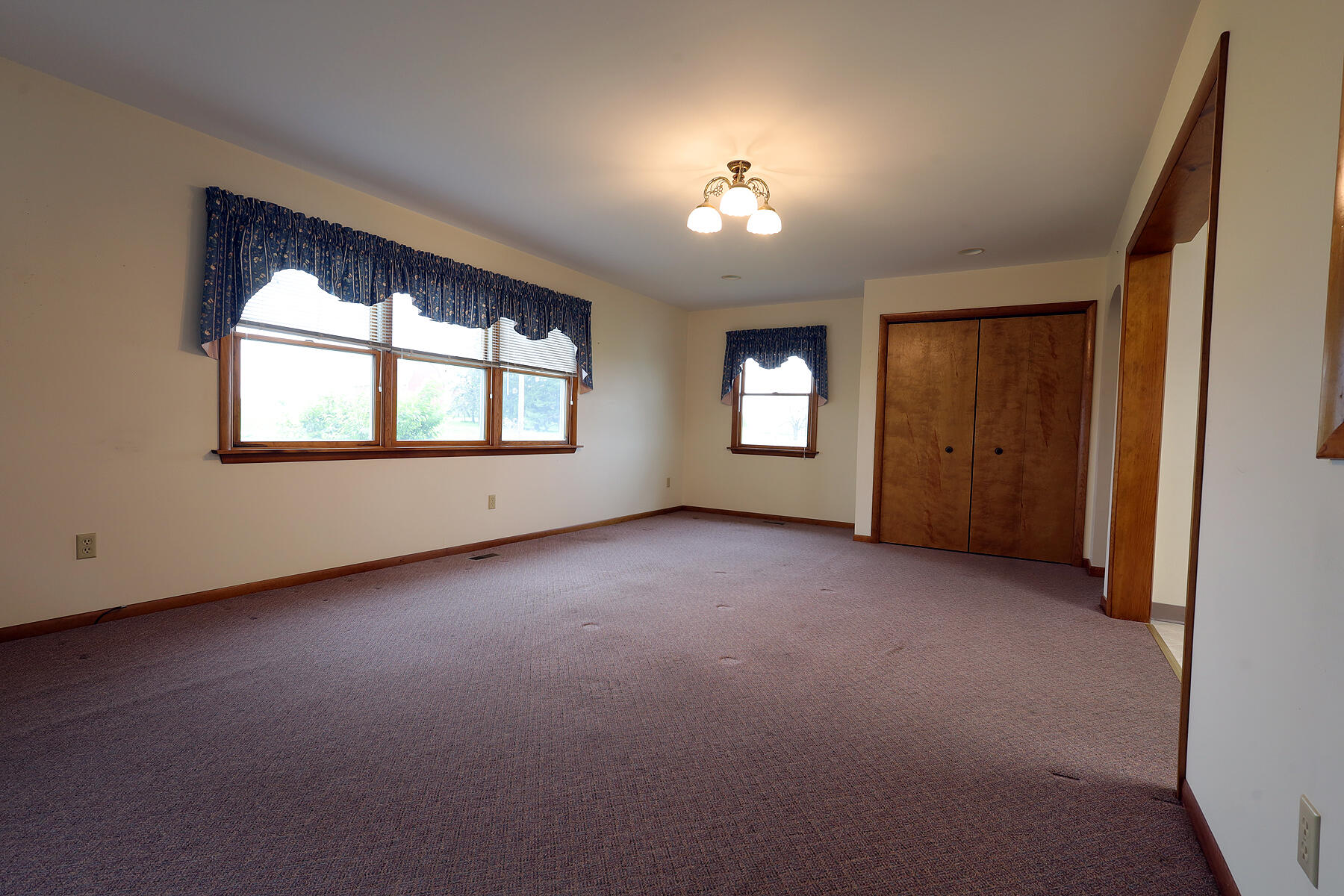 6740 Austin Road Saline, MI 48176 - Photo 6 of 37 6740 Austin (15)
