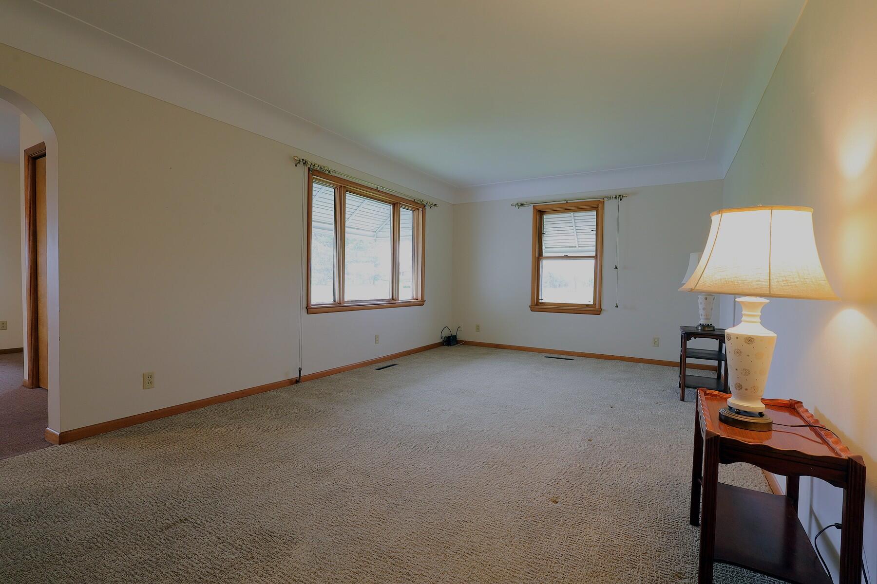 6740 Austin Road Saline, MI 48176 - Photo 10 of 37 6740 Austin (21)