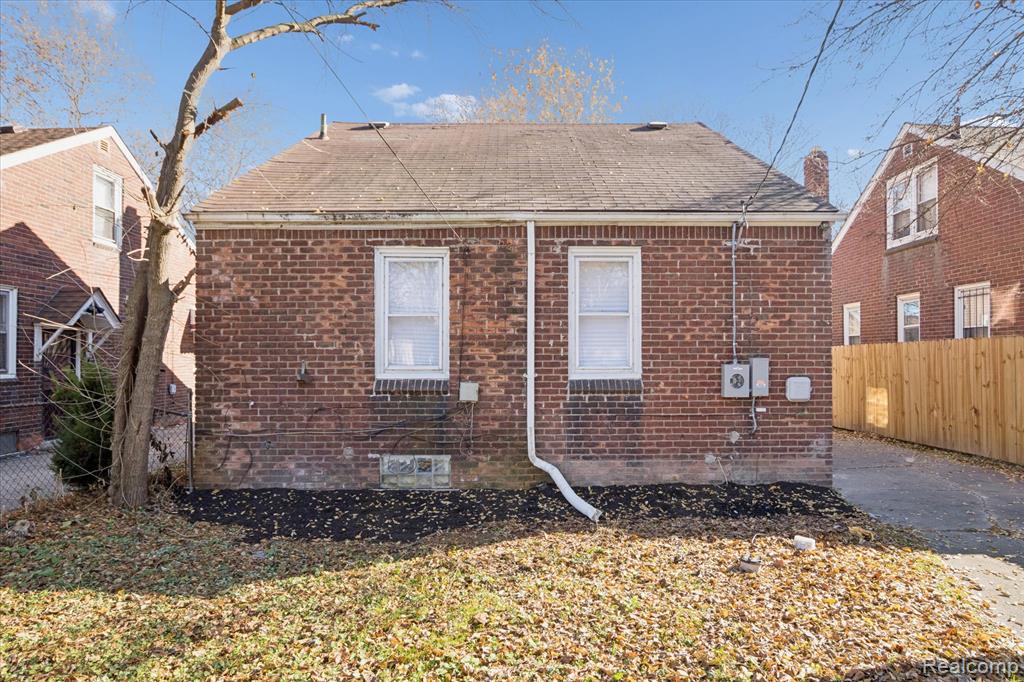 11285 Lakepointe Street Detroit, MI 48224 - Photo 27 of 32